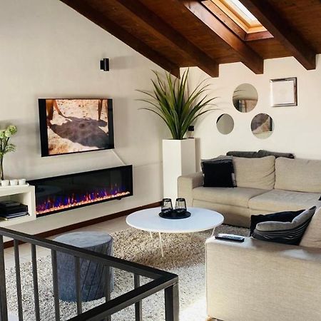 شقة Casacamelia 35, 3 Bdrm With View Lake Como Acquaseria المظهر الخارجي الصورة