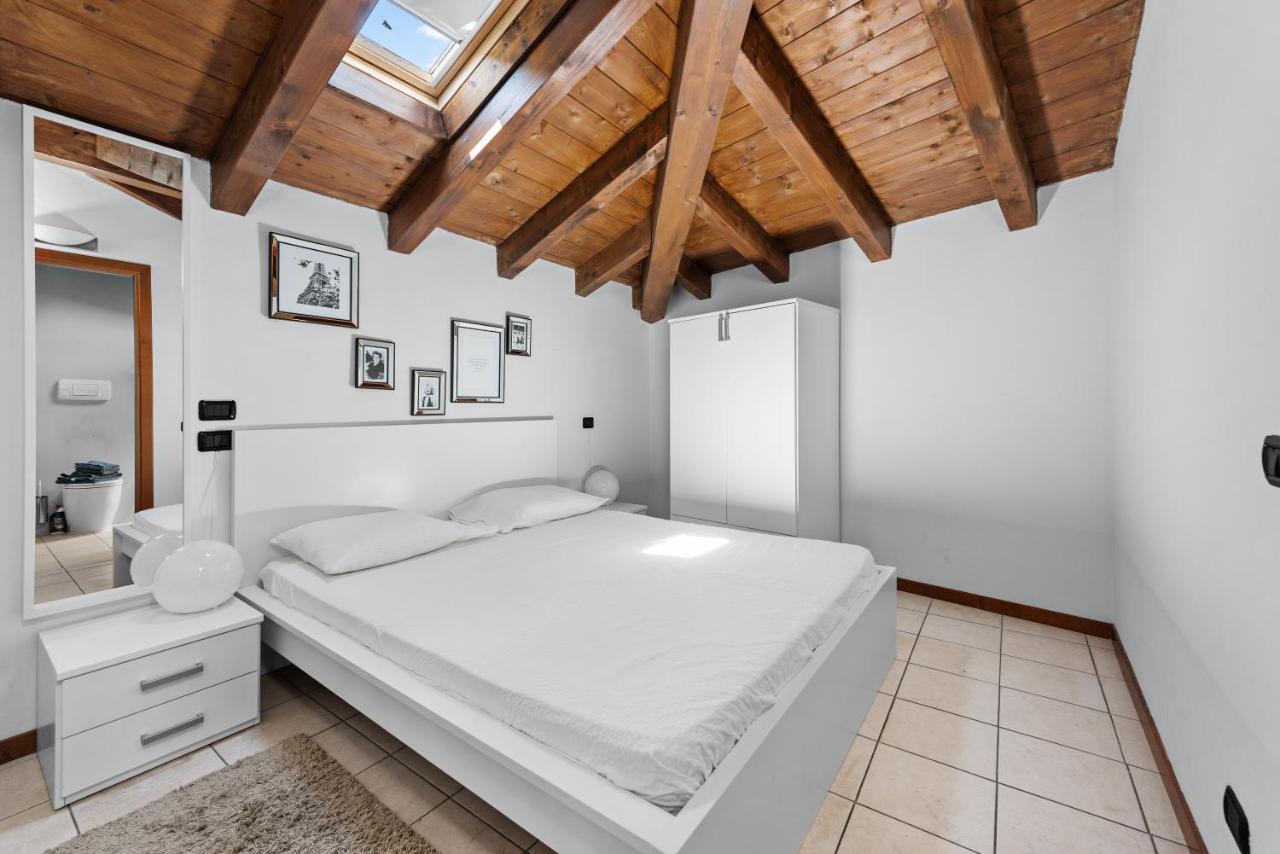 شقة Casacamelia 35, 3 Bdrm With View Lake Como Acquaseria المظهر الخارجي الصورة